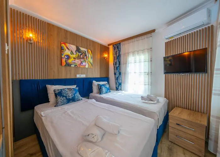 Halikarya & Restaurant 酒店 博德鲁姆